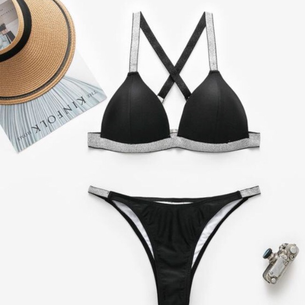 New with tags Bikinis Set